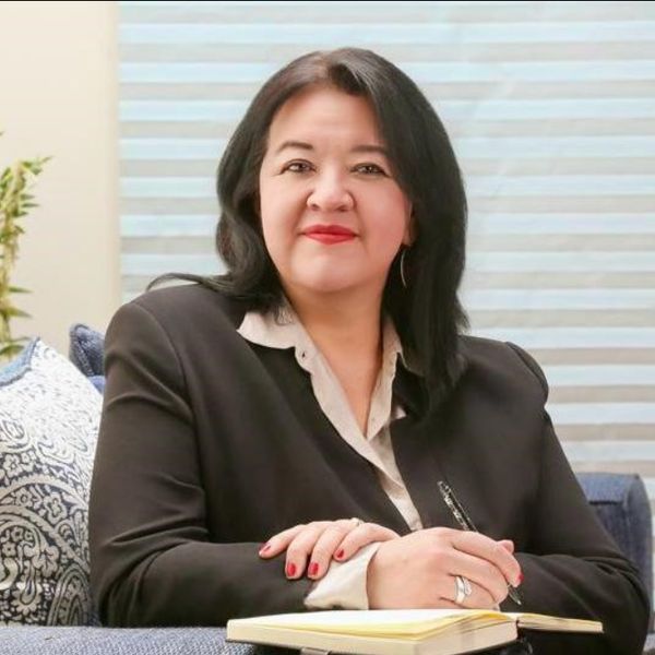 Dra. Leticia Cisneros Basurto